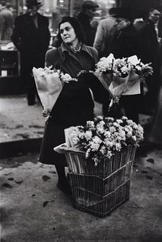 88. Edouard Boubat, "Paris, 1952".