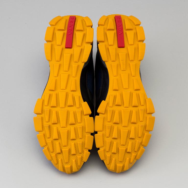 SNEAKERS, Prada, size 6.