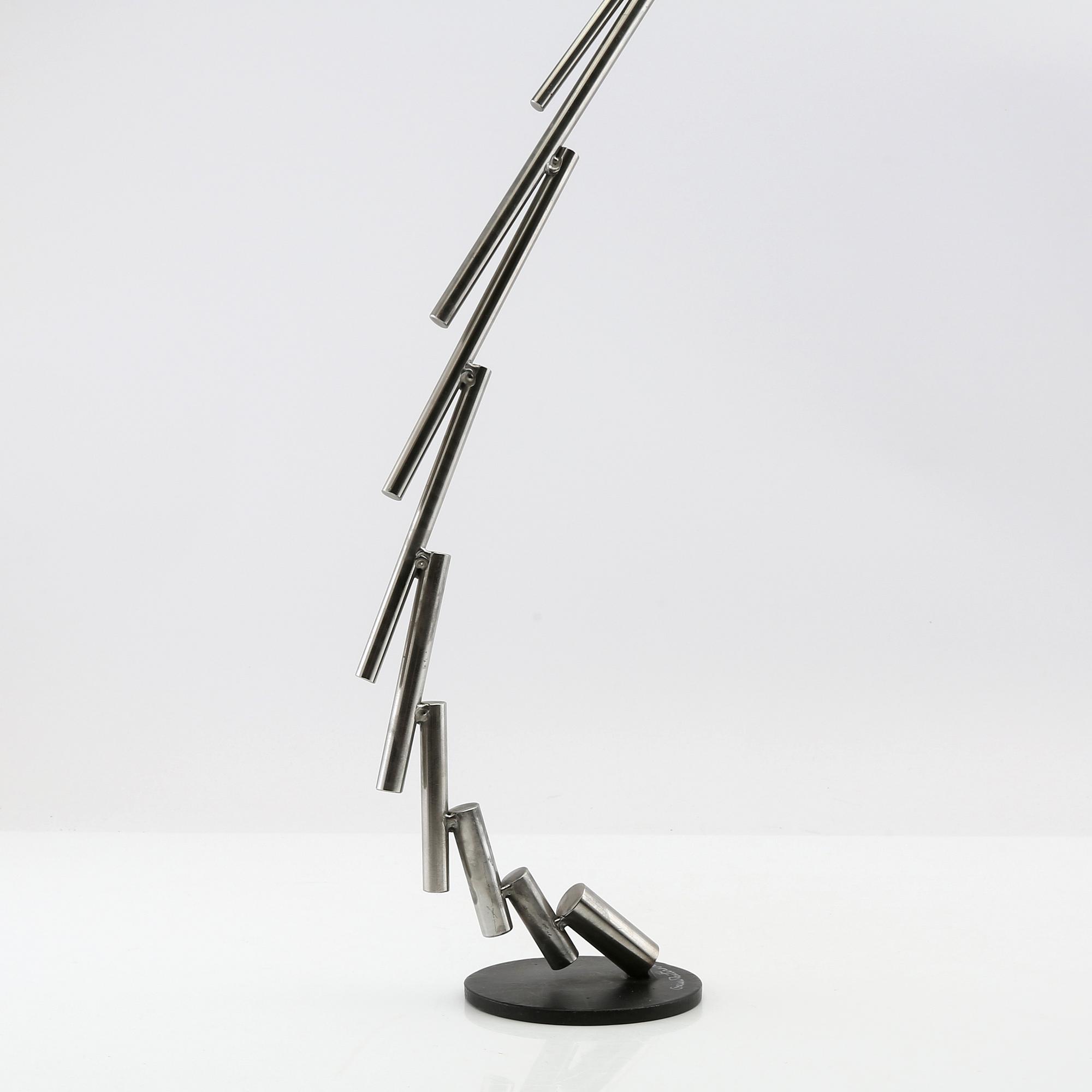 Oscar Reutersvärd, skulptur  signerad.