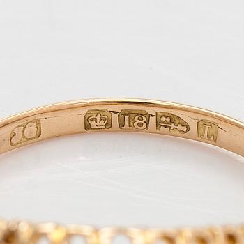 Ring, 18K guld och diamanter, England.