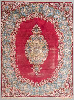 MATTA, semiantik, Kirman, ca 368 x 268 cm.