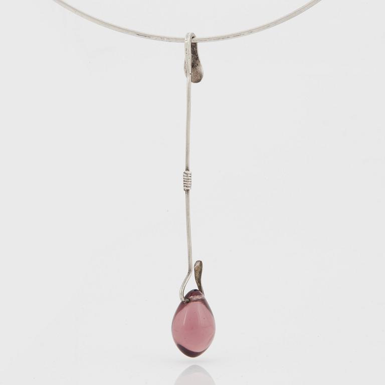 Vivianna Torun Bülow-Hübe, a silver necklace, pendant with an amethyst coloured drop, executed in her own workshop, Stockholm ca 1952.