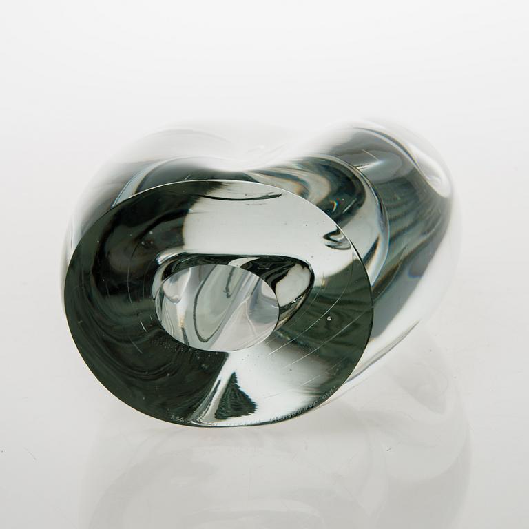 TIMO SARPANEVA,  a 'Claritas' glass sculpture, signed Timo Sarpaneva, Iittala 1984 C958.