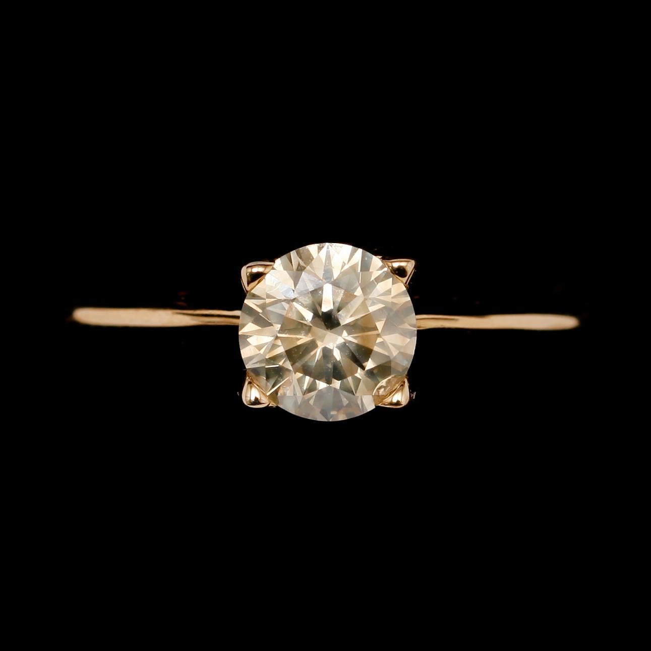 RING, 14 k guld, med diamant ca 1.03 ct.