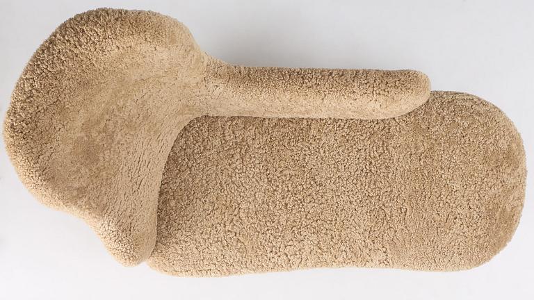 Scandinavian Modern, a chaise longue, 1940s-50s.