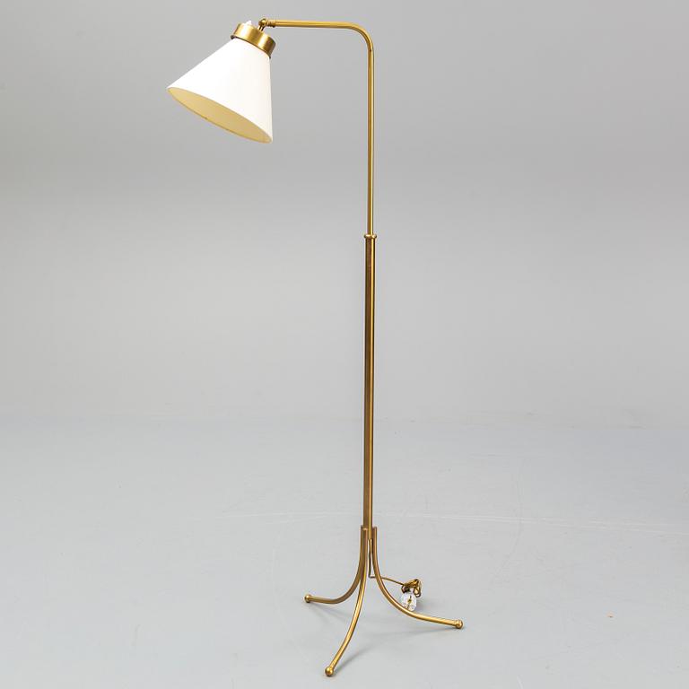 JOSEF FRANK, golvlampa modell 1842, Firma Svenskt Tenn.