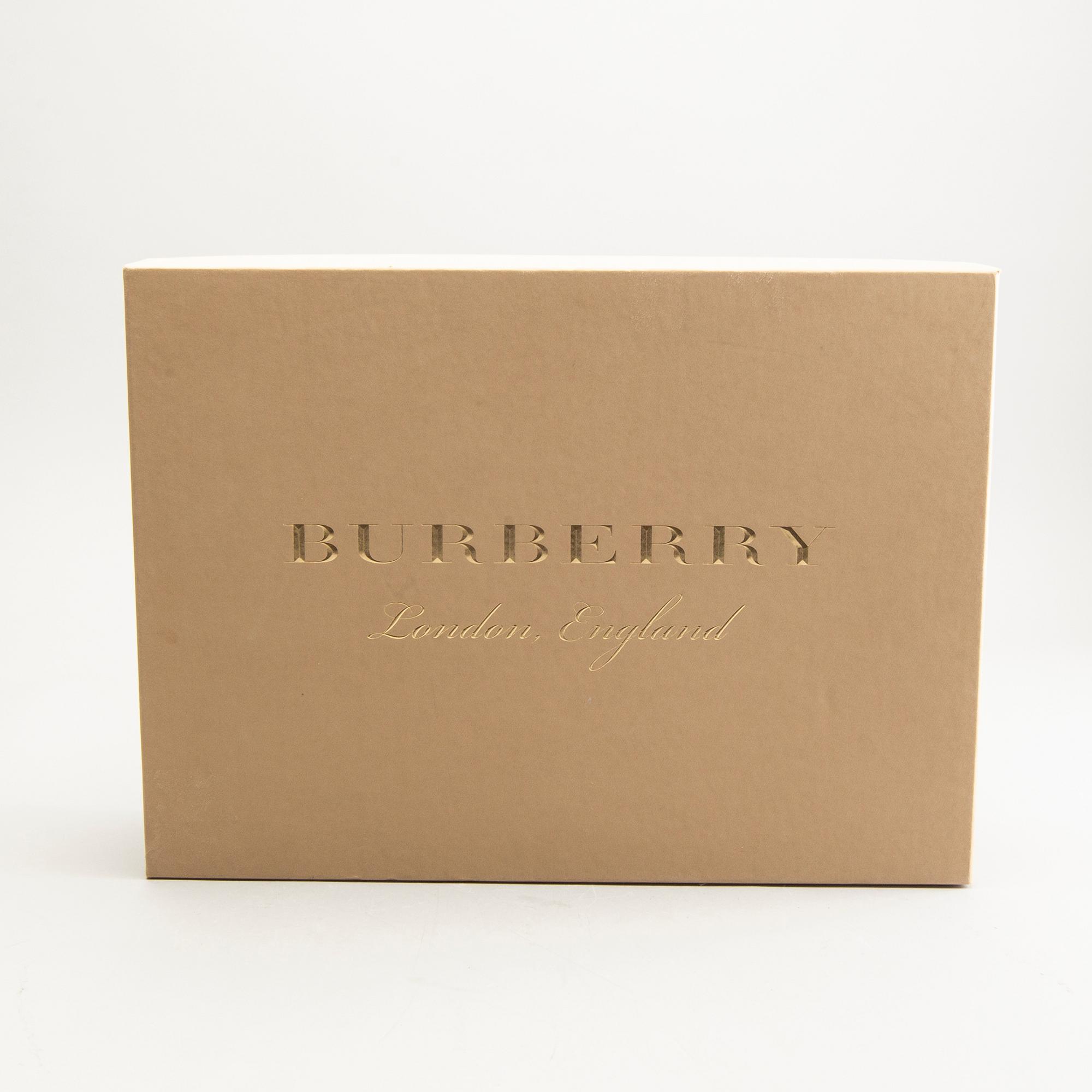Burberry, London, boots, leather, "Wharting qui mid high boot houseneck".