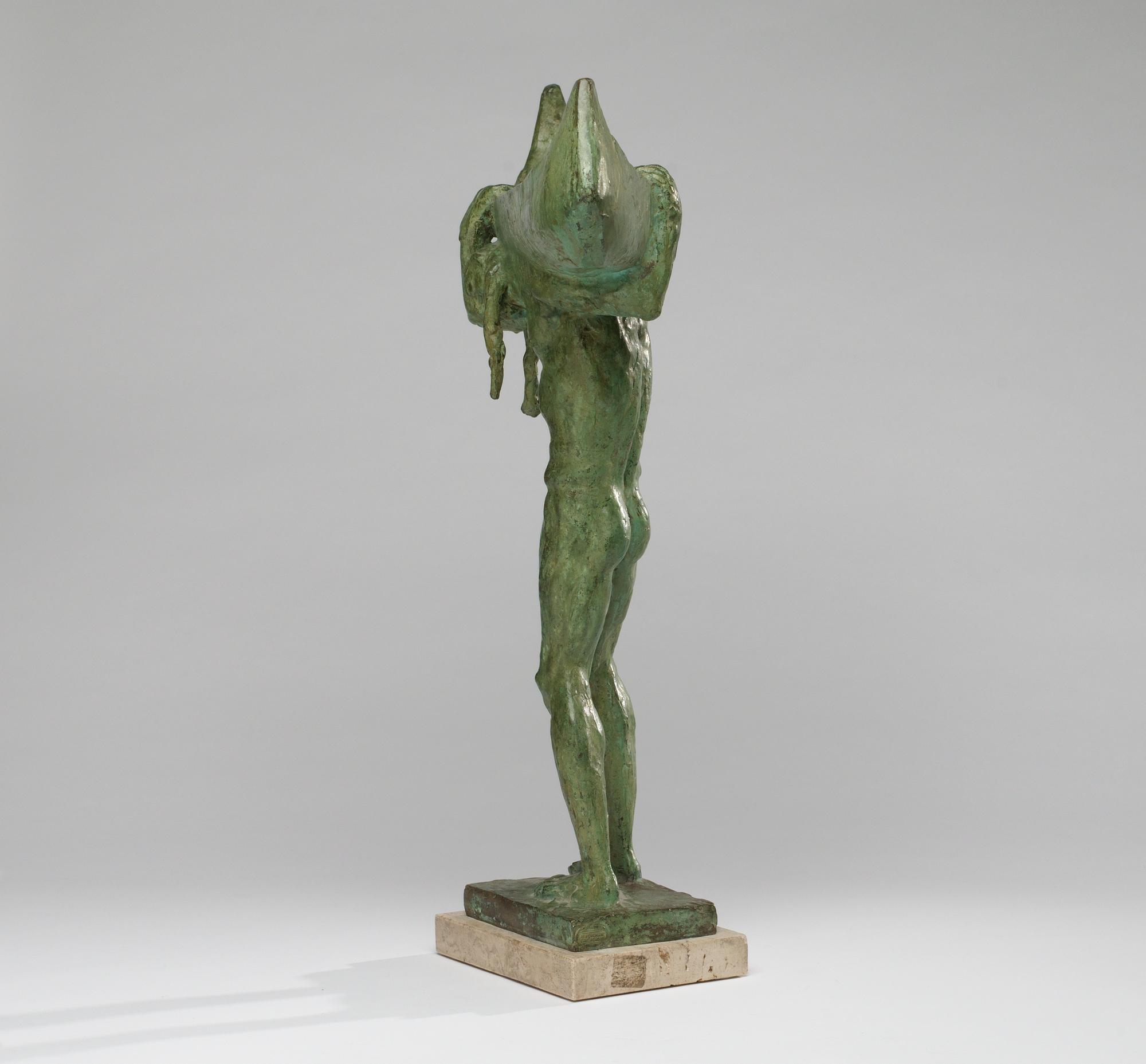 Carl Milles, "Spirit of Transportation (Indian bärande kanot på axlarna)".