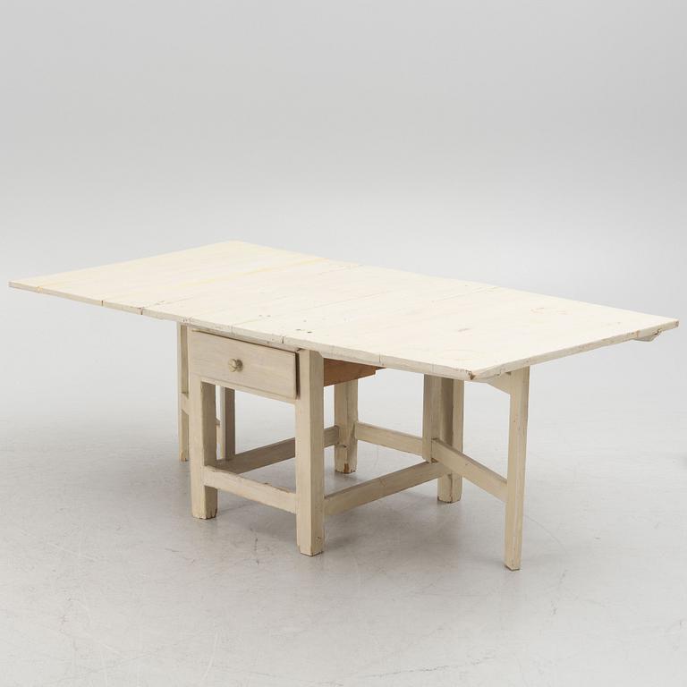 Drop-leaf table, 19th century.