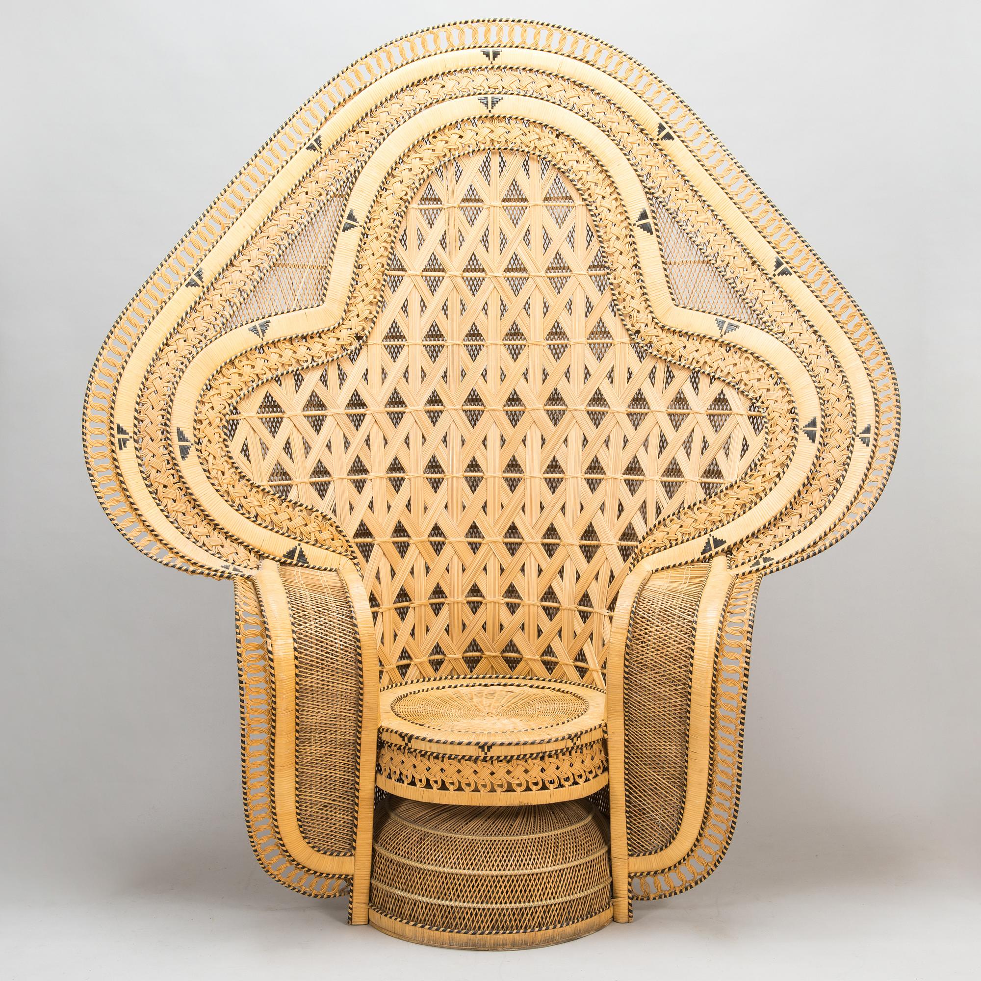 A late 20th century century 'Big Cobra peakock chair'.