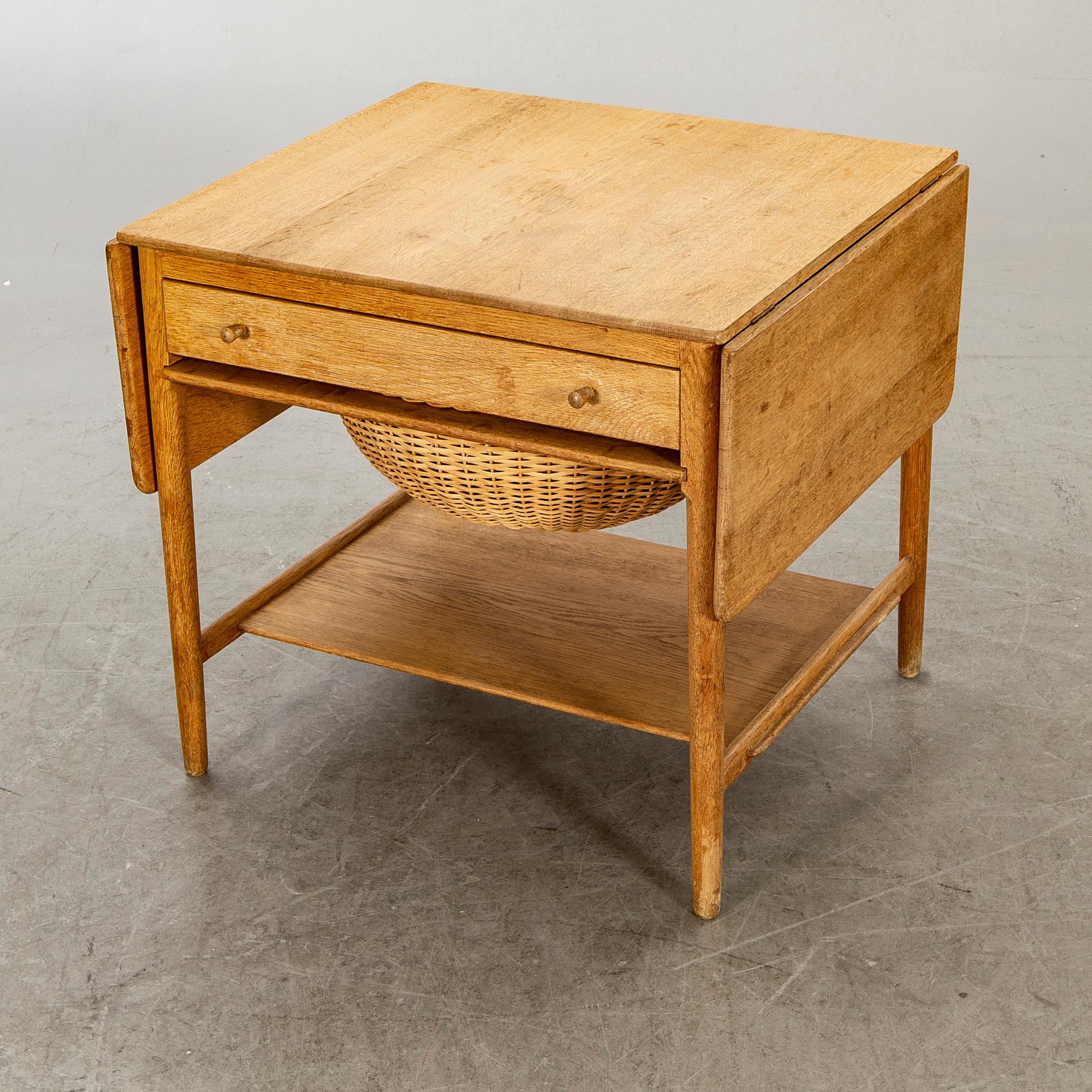 HANS J WEGNER, sybord, "AT-33", Andreas Tuck, Danmark, 1900-talets andra hälft.