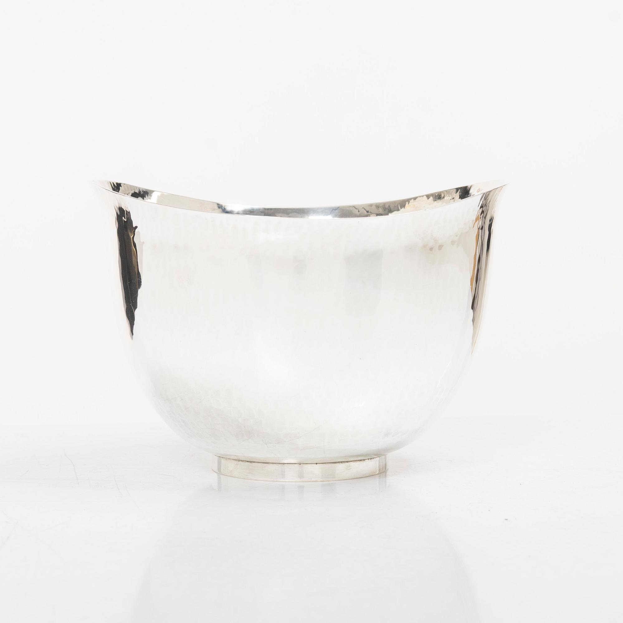 Eric Löfman, A silver bowl, KG Markströms, Uppsala 1978.