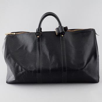 A weekend bag from Louis Vuitton, model "Keepall 50 Epi".