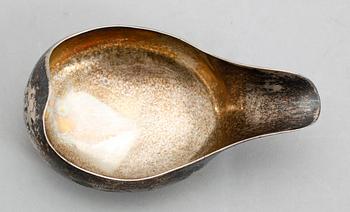 SKÅL MED PIP, silver, s k pap boat, möjligen George Seatoun, London 1784. Vikt ca 55 gram.