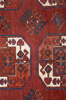 Carpet Erzari approx. 428 x 225 cm.