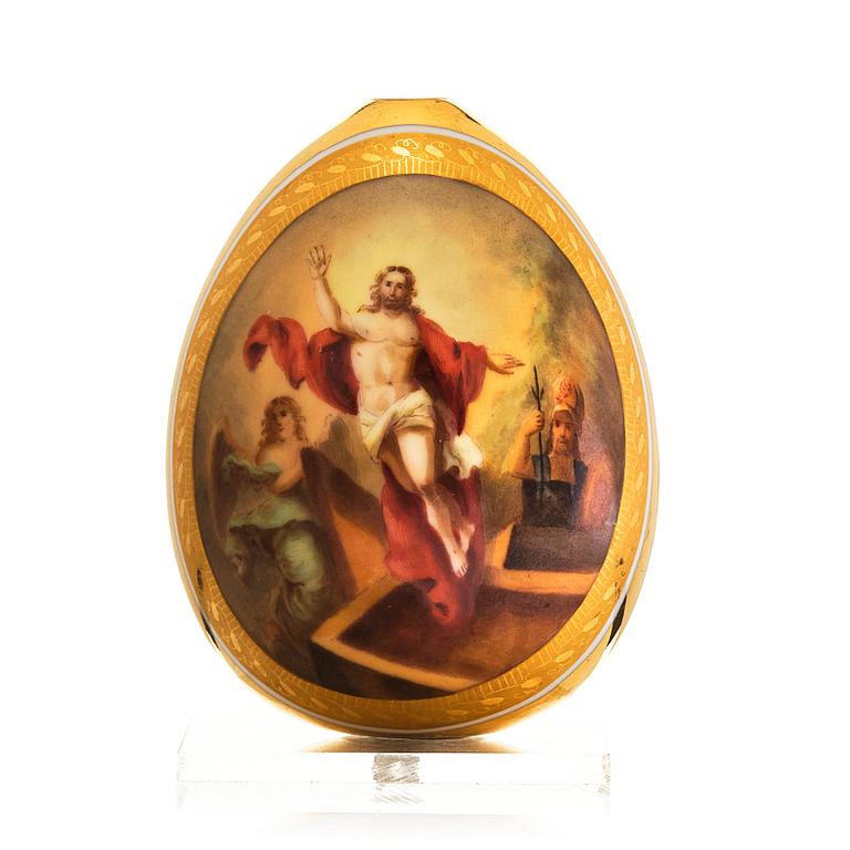 A Russian porcelain Easter Egg, presumably Imperial Porcelain Manufactory, St Petersburg, 19th Century.