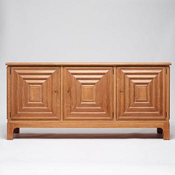 Oscar Nilsson, tillskrivet, sideboard, Sverige 1940-tal.