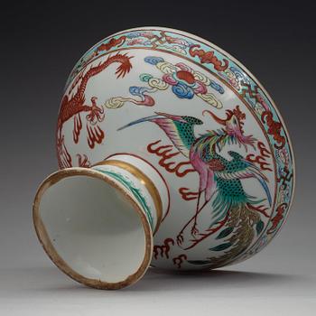 A dragon stemcup, early 20th Century.