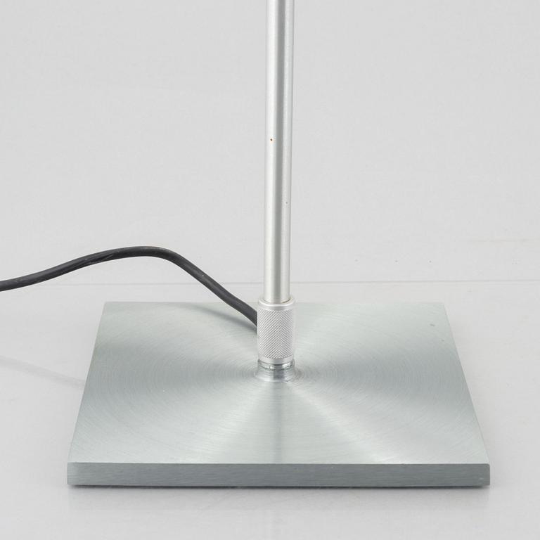 Paolo Rizzatto, bordslampor, ett par, "Costanzina", Luceplan, Italien.