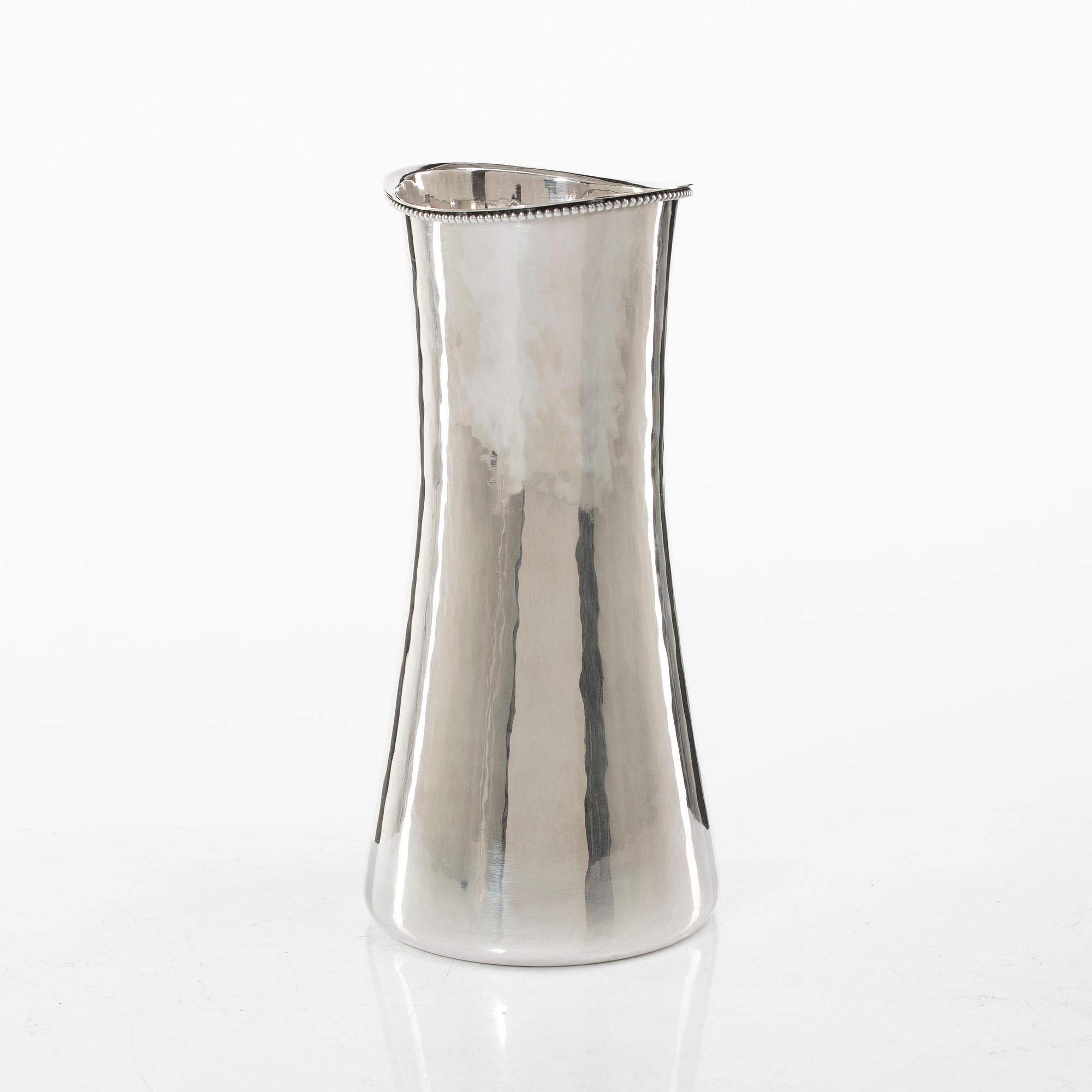 Eric Löfman, A Swedish silver vase, Company MGAB, Upsala 1976.