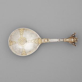 1048. A Swedish 18th century parcel-gilt spoon, marks of Peter Britt, Kalmar (1701-1758 (1759)).