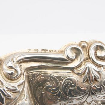 Carl Hoff bowl in baroque style, silver with Swedish import hallmarks, Helsingborg 1934.