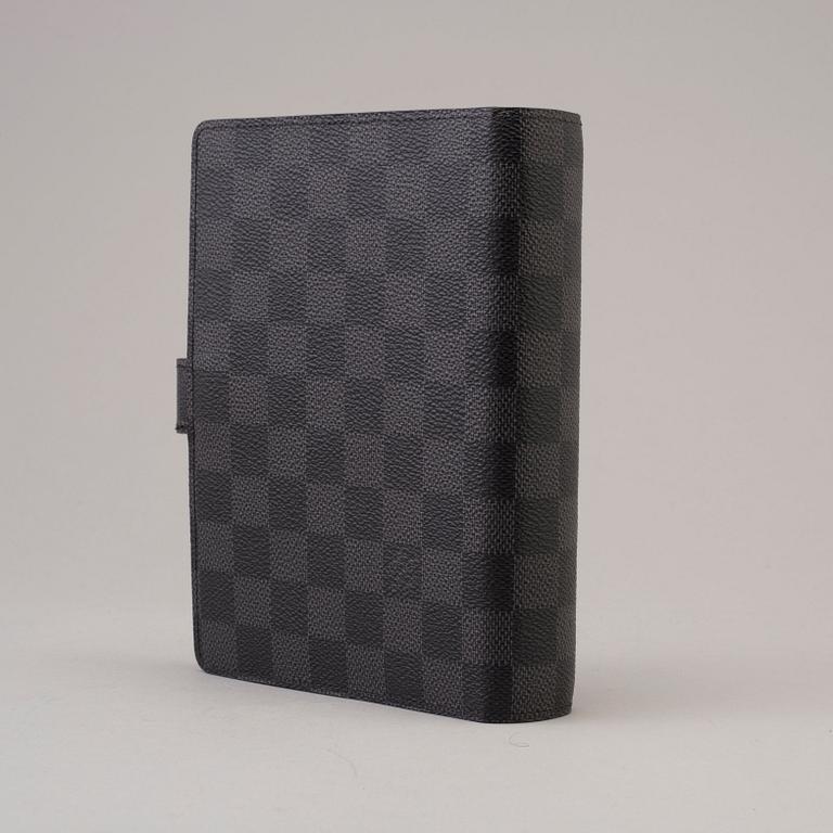 AGENDA,"Medium Ring Agenda Cover", Louis Vuitton.