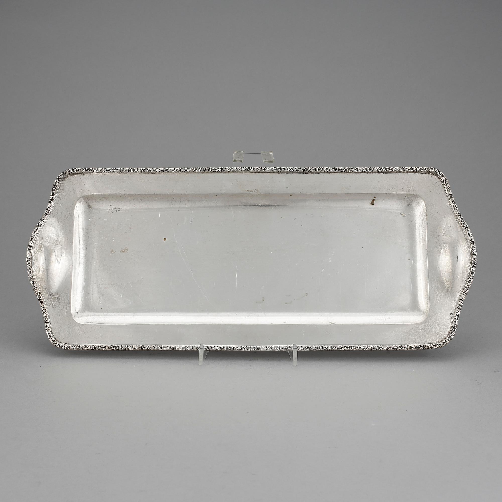 BRICKA, silver, Österrike-Ungern, 1872-1922. Vikt ca 463 gram.