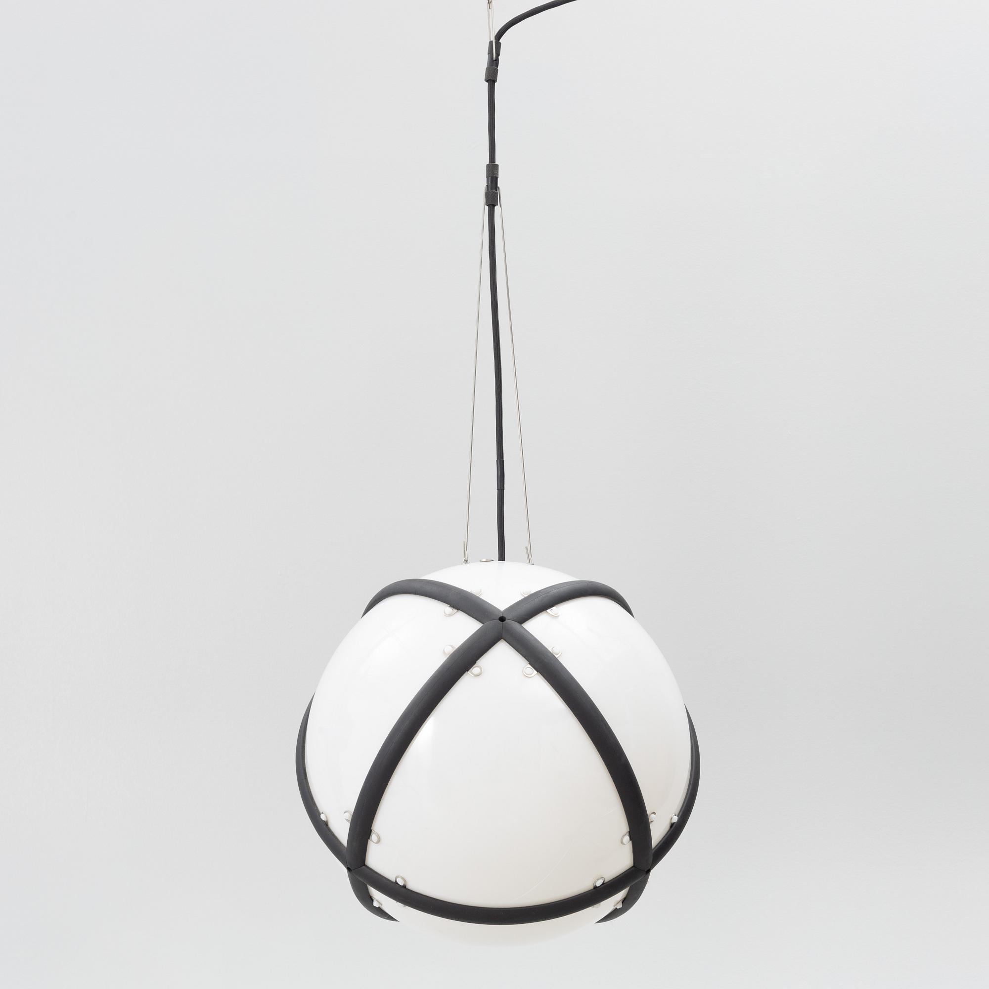 Lars Englund, taklampa, "Skelder", Skelder AB, efter 1993-94.