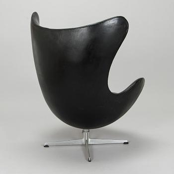 Arne Jacobsen, a black leather "Egg" armchair, Fritz Hansen, Denmark 1960/70s.