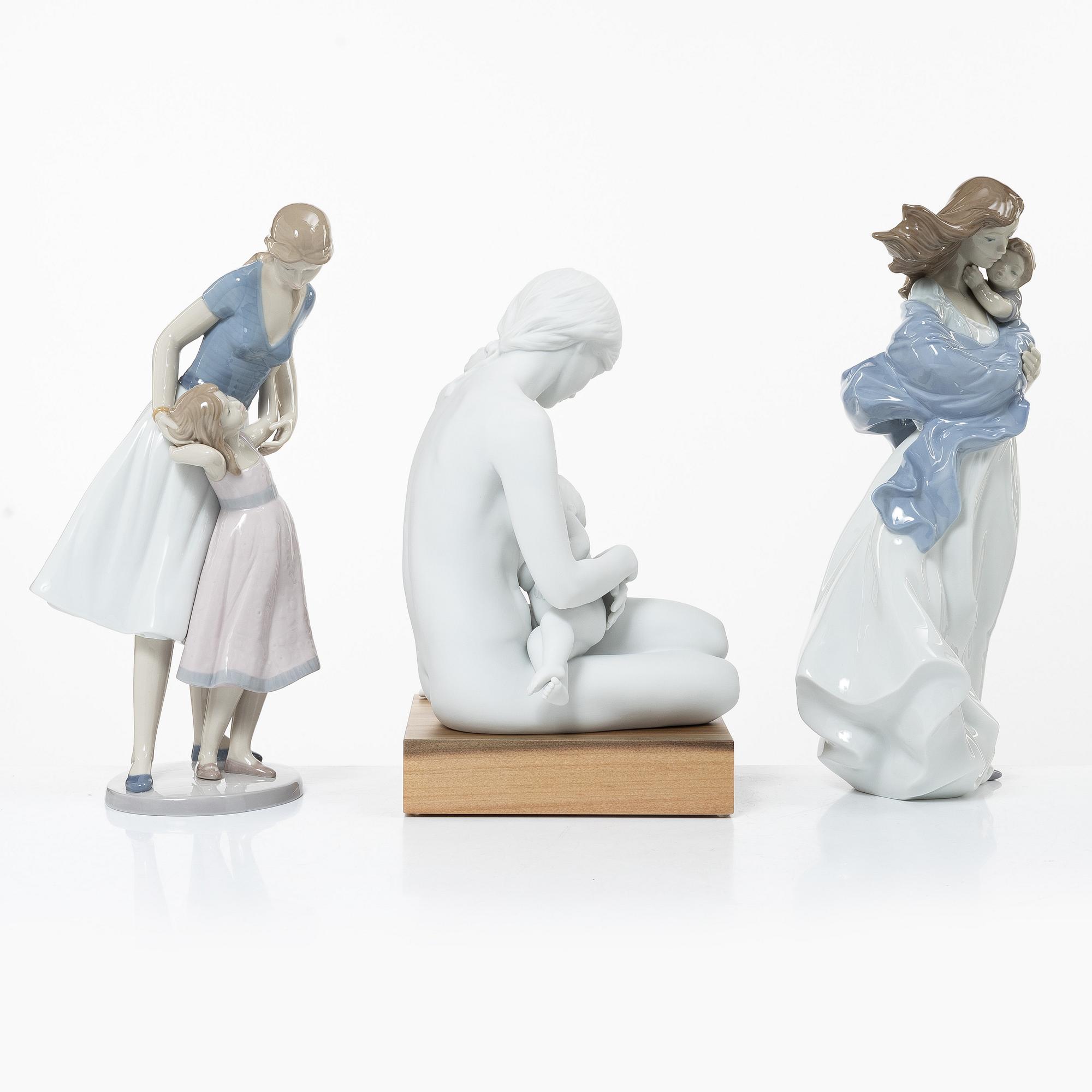 Lladró, figuriner, 3 st, "A nurturing bond", "Loving touch" och "Want to be like you", Spanien.