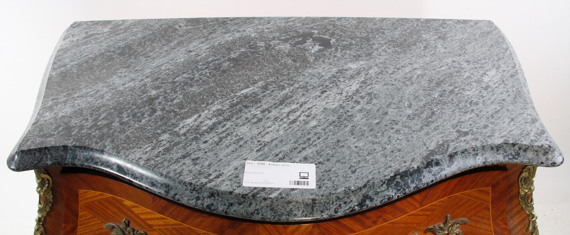 BYRÅ. Rokokostil.