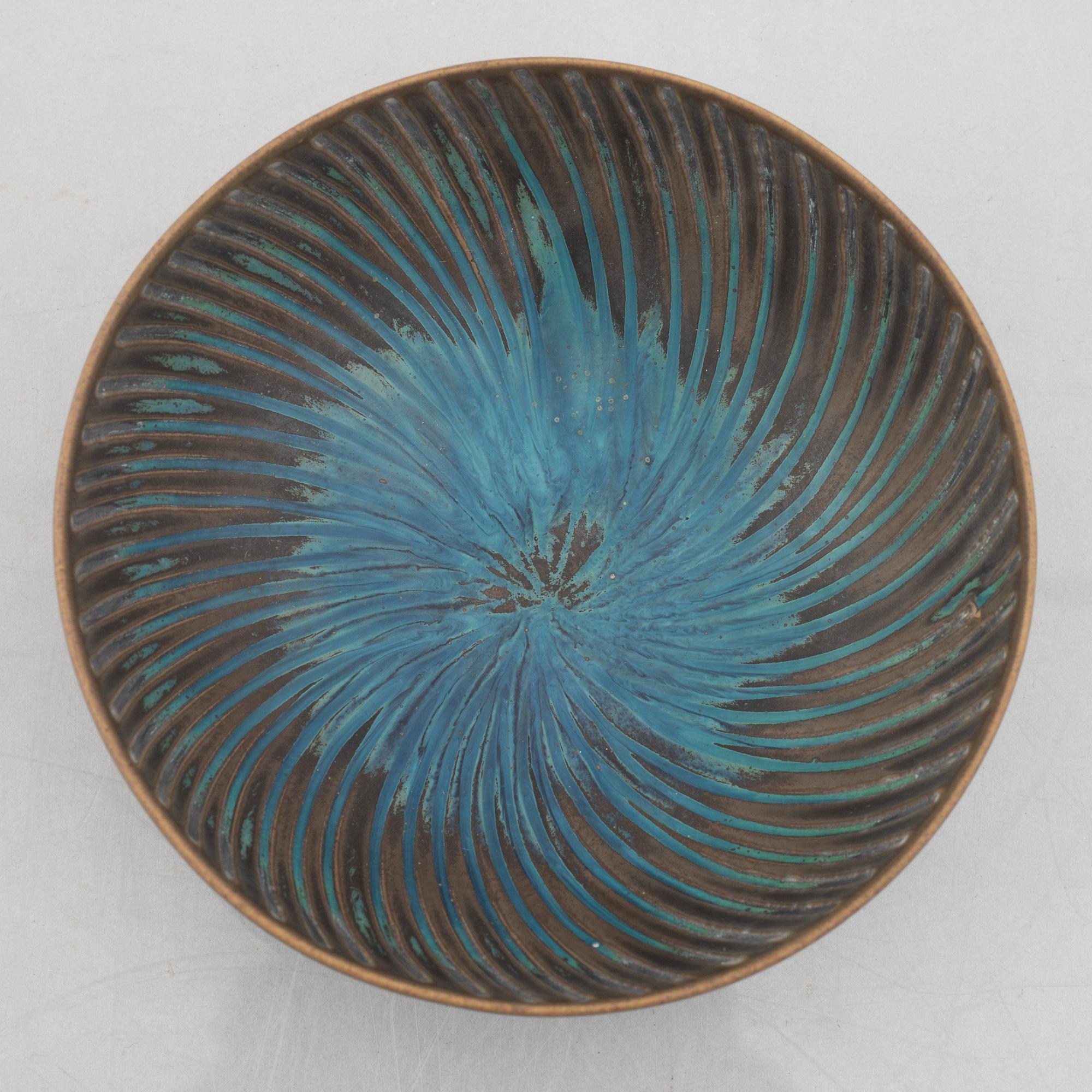 Stig Lindberg, a stoneware bowl, Gustavsbergs studio, Sweden 1958-59.