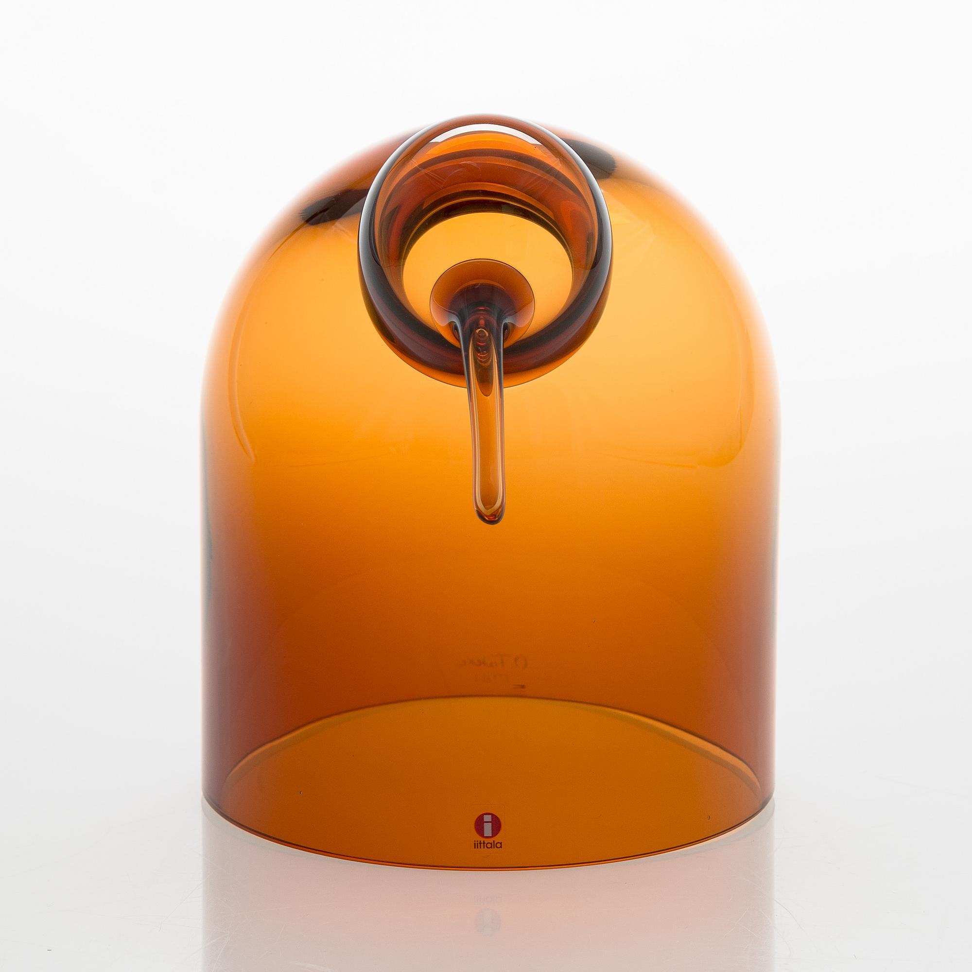 Oiva Toikka, a glass bird. Signed O Toikk Iittala.