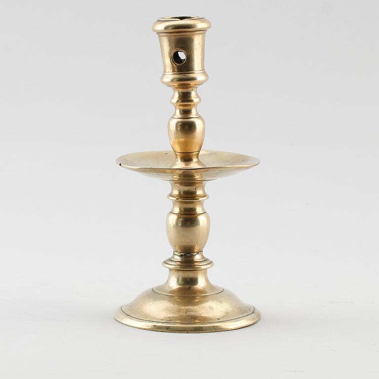 LJUSSTAKE, mässing, 1500-tal.