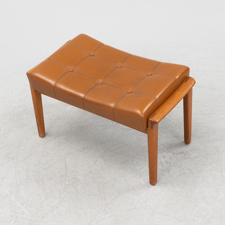 A foot stool from Bröderna Andersson.