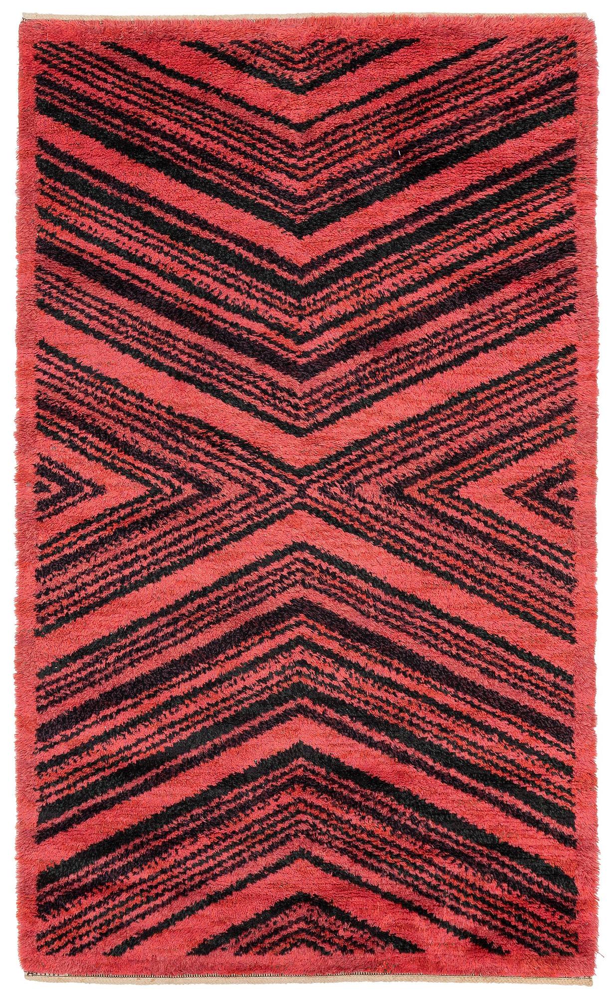 Barbro Nilsson, matta, 'Tigerfällen', knotted pile (rya), c. 260 x 154 cm, signed AB MMF BN.