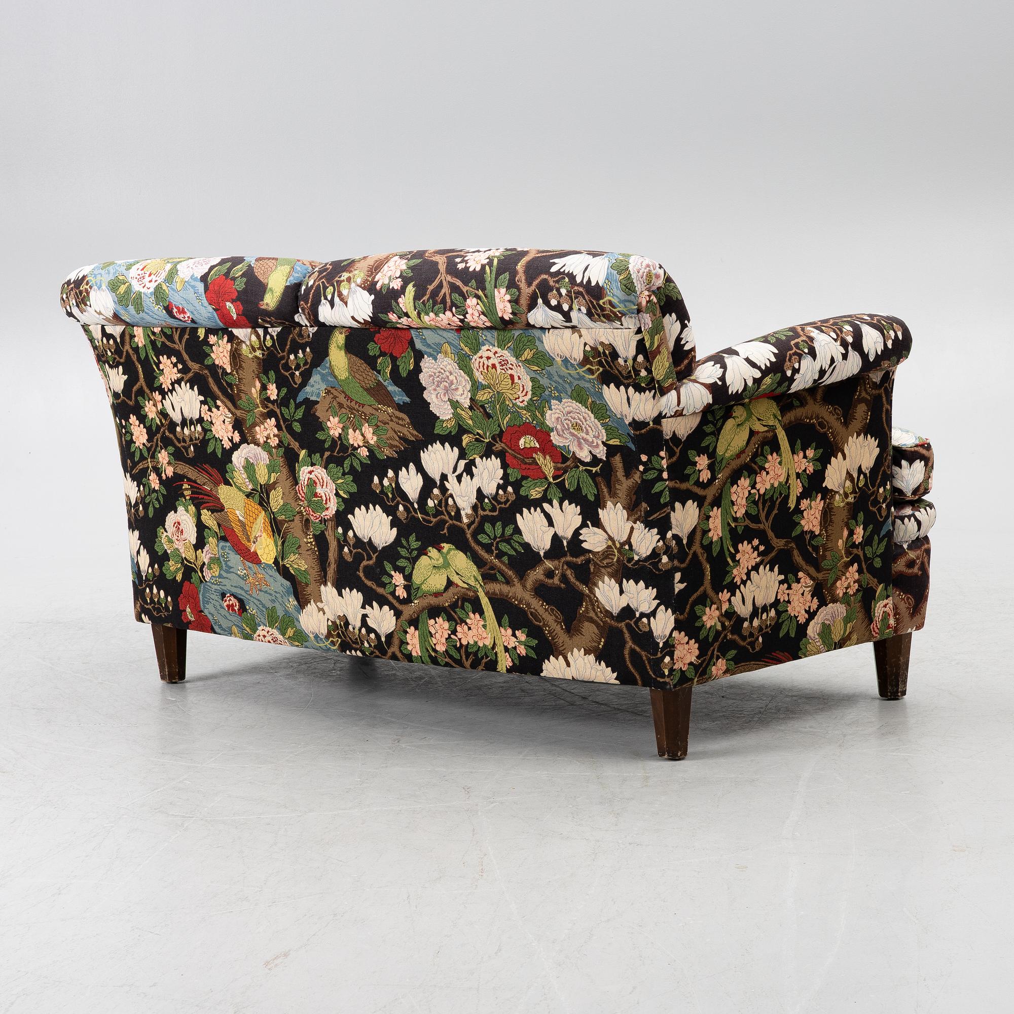 Josef Frank, sofa, model B 678, Svenskt Tenn, mid 20th century.