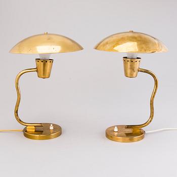 PÖYTÄVALAISIMIA, 2 kpl, malli EV 60, Itsu 1950-luku.