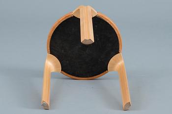 Alvar Aalto, AN X-LEG STOOL, X 600.