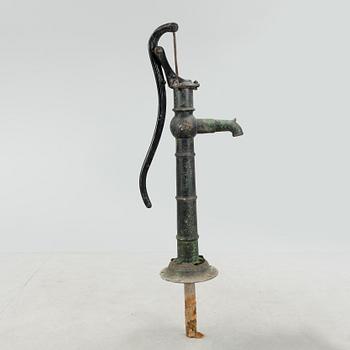 VATTENPUMP, 1900-tal.