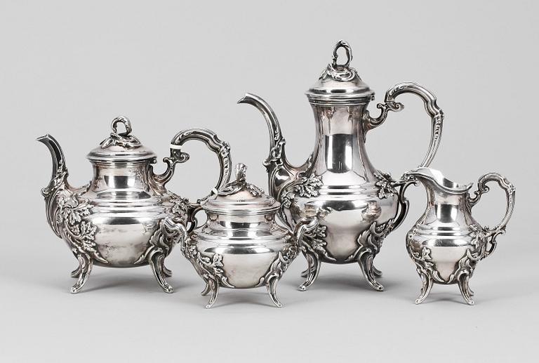 SERVIS, 4 delar, silver, svenska importstämplar, 1900-talets andra hälft. Tot vikt ca 783g.