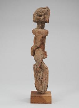 FETISH. Wood. Tellem/Dogon tribe. Mali mid - second half of the 19th century. Height 34 cm.