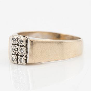 Ring 18K vitguld med sex åttkantslipade diamanter.