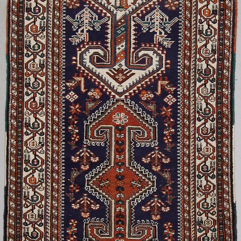 MATTA, orient, ca 354 x 112 cm.