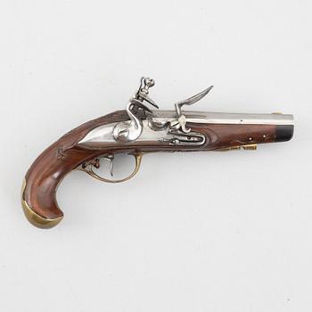 Flintlock pistol, 18th century.