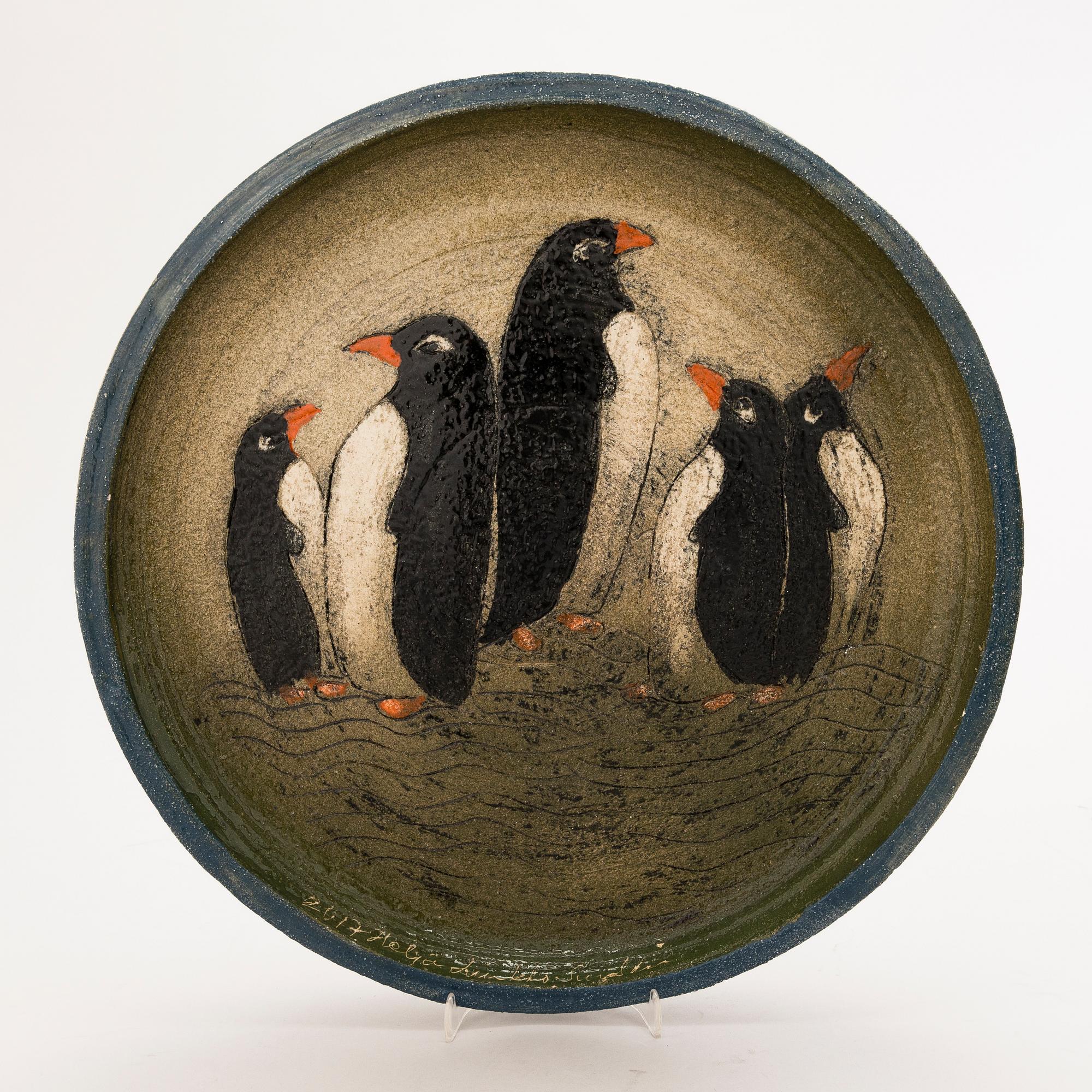 HELJÄ LIUKKO-SUNDSTRÖM, a unique decorative plate signed Heljä Liukko-Sundström 2017.