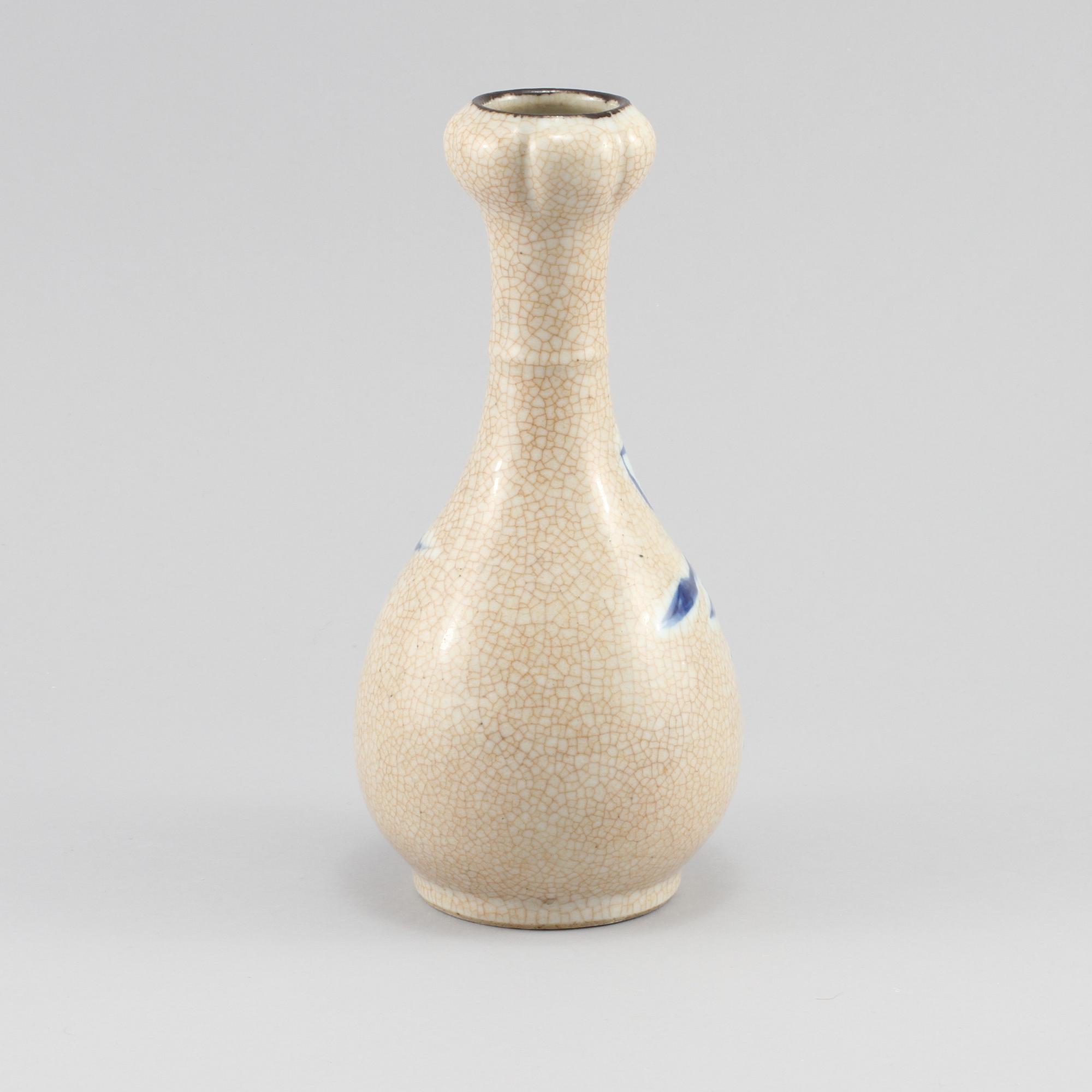 VAS, porslin, Kina, 1900-tal/modern tillverkning.