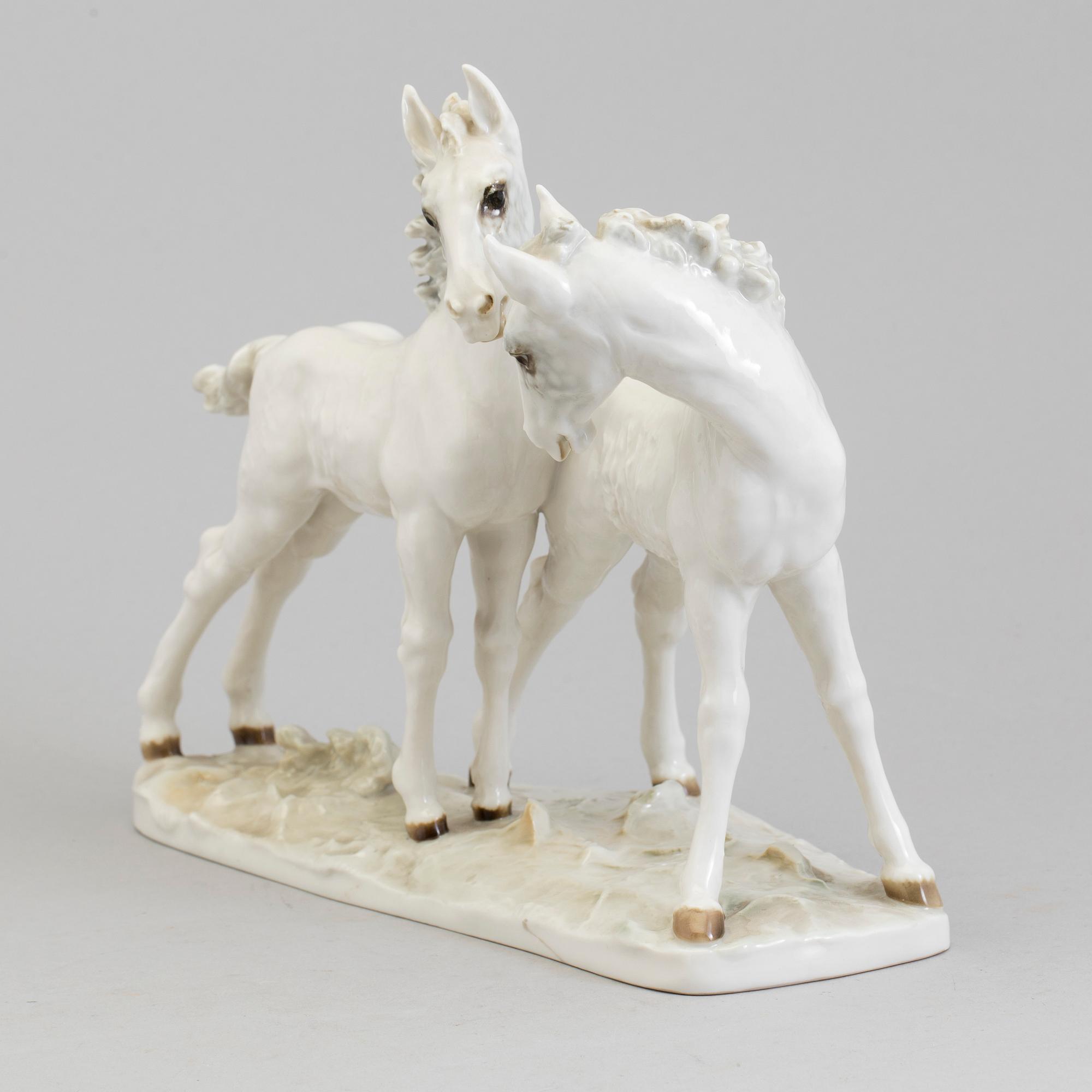KARL TUTTER, a horse figure group from Hutschenreuther, Germany.