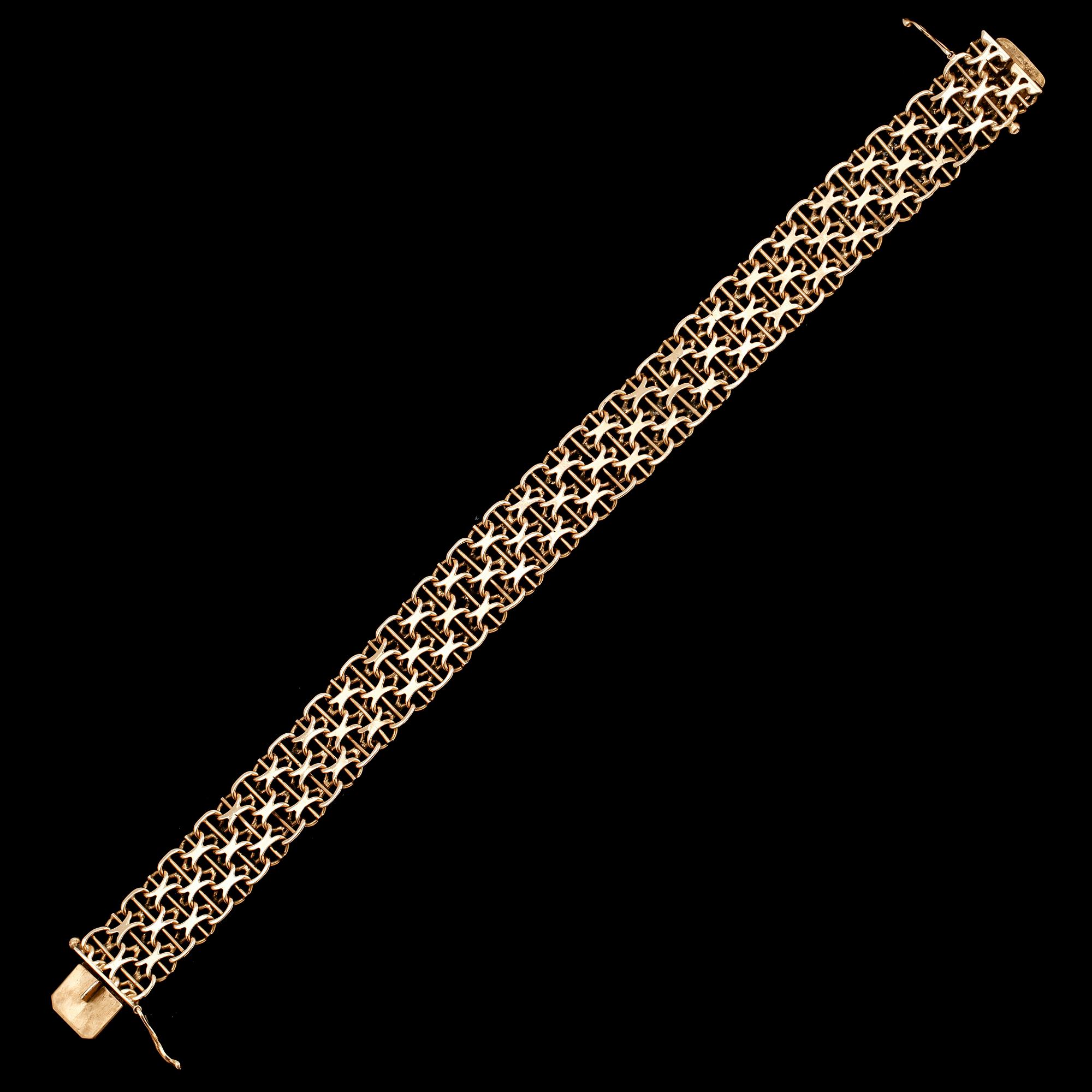 ARMBAND, 18 k guld, svenska stämplar 1966. Vikt ca 20 g.